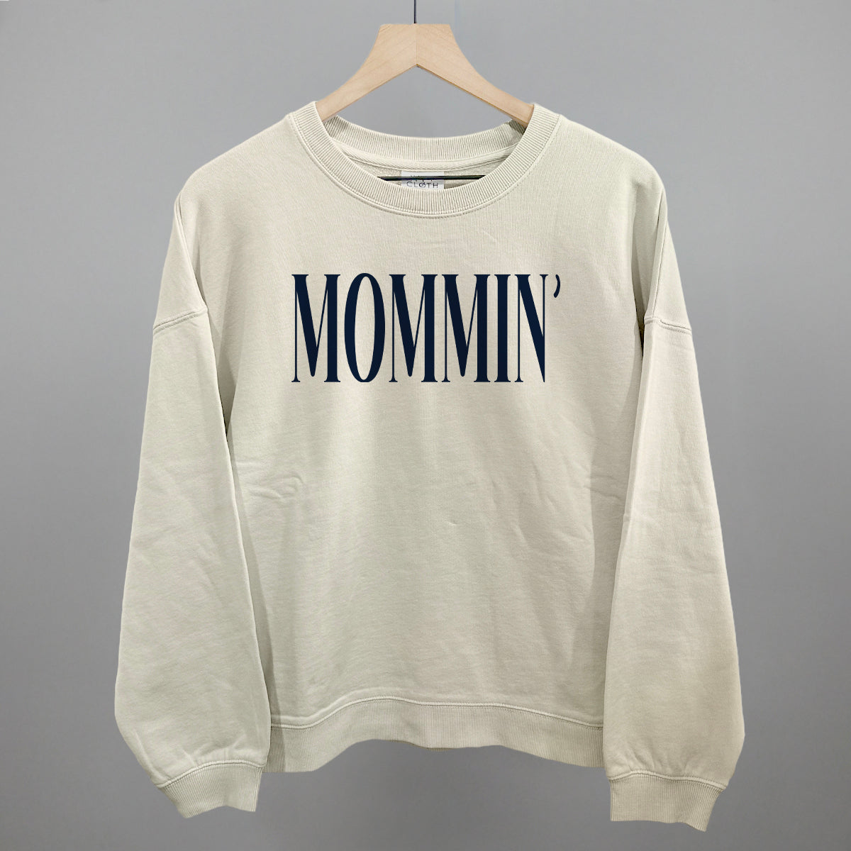 Mommin' Blue Text
